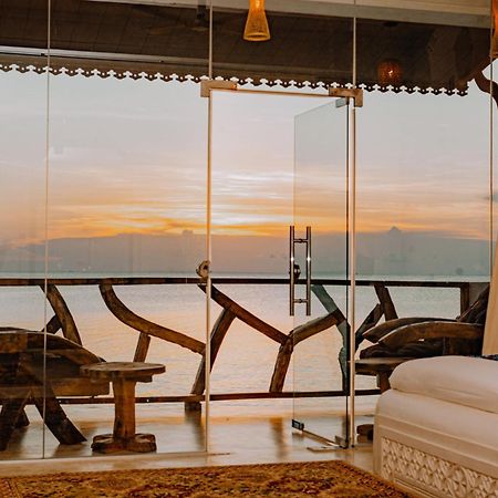 Royal Cliff Zanzibar Hotel Buitenkant foto
