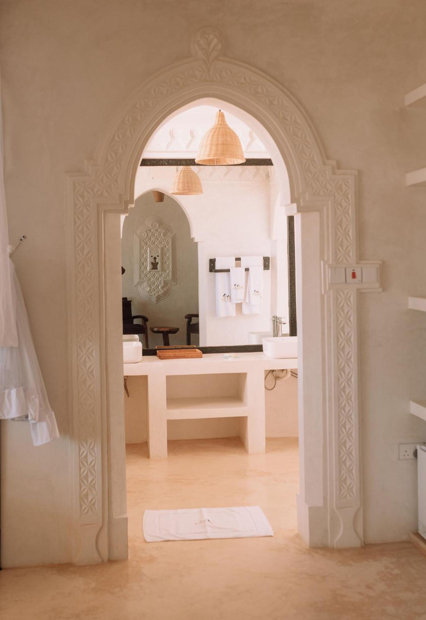Royal Cliff Zanzibar Hotel Buitenkant foto